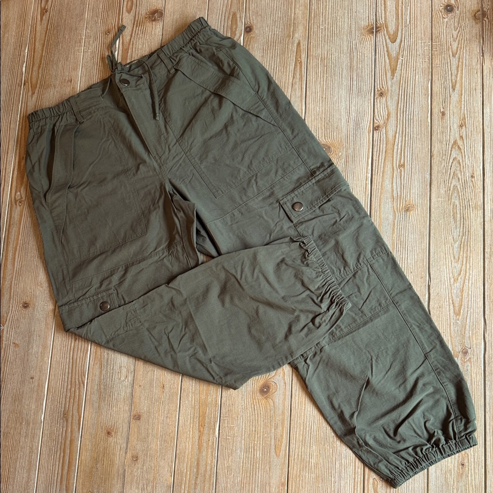 CAbi Olive Quantum Cargo Jogger Pants with Utility Pockets Size M